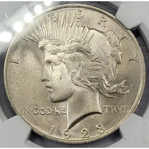 1923