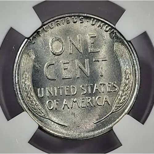 1943