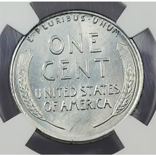 1943
