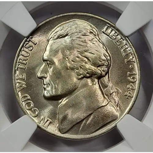 1944