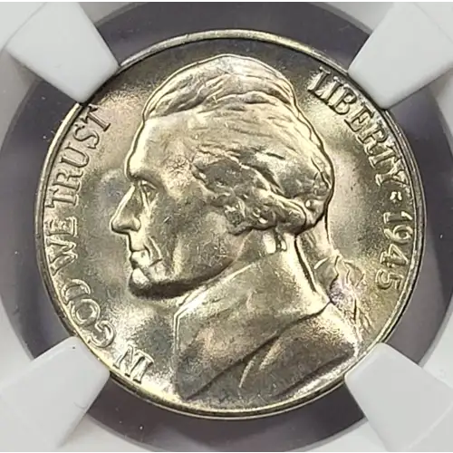 1945 (3)
