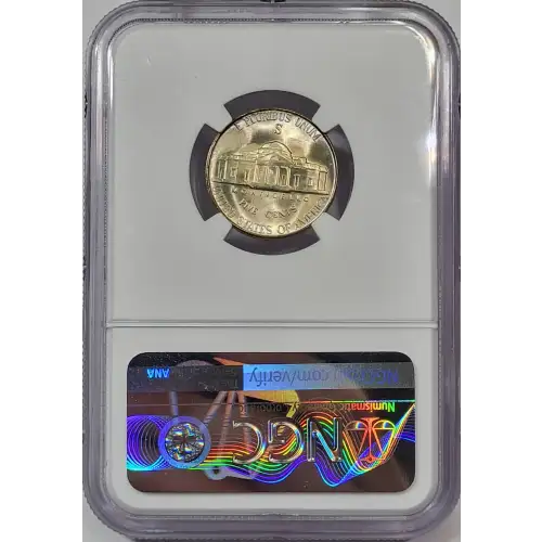 1945 (4)