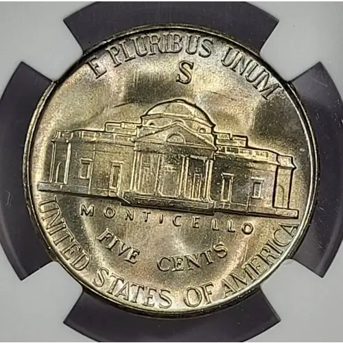 1945 (4)