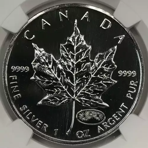 2000 MAPLE LEAF MILLENNIUM PRIVY (3)