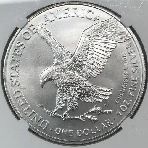 2022