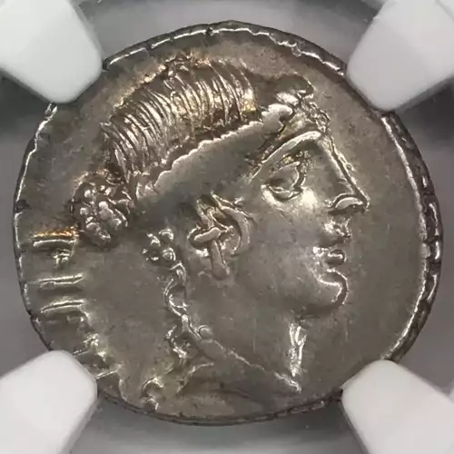Roman Imperatorial Albinus Bruti f., c.48 BC, AR Denarius, obverse: Pietas, reverse: caduceus within clasped hands, NGC Ancients Ch XF 3 5 (4)